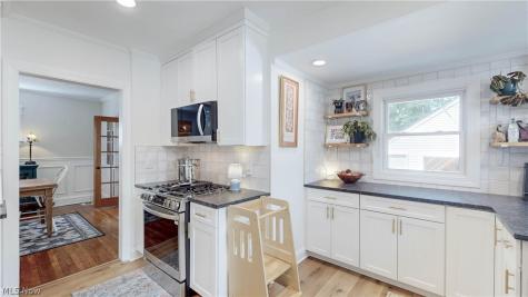 1604 Marlowe Avenue Lakewood OH 44107