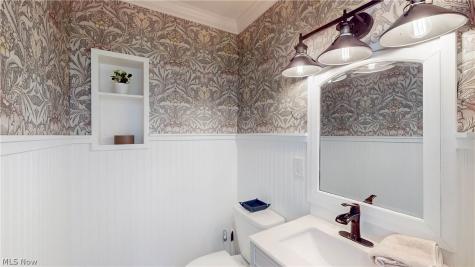 1604 Marlowe Avenue Lakewood OH 44107