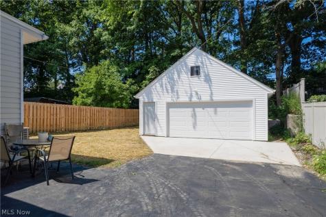 1604 Marlowe Avenue Lakewood OH 44107
