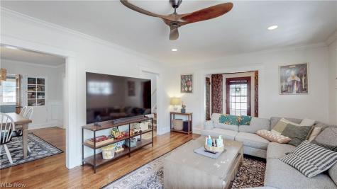 1604 Marlowe Avenue Lakewood OH 44107