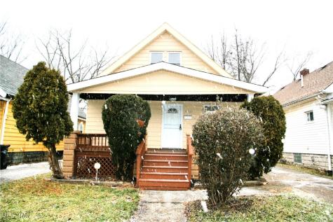 11011 Dove Avenue Cleveland OH 44105