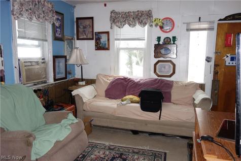 6235 Manchester Road Clinton OH 44216