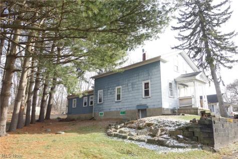 6235 Manchester Road Clinton OH 44216