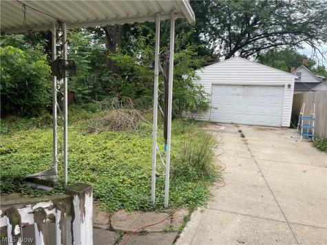 3666 E 55th Street Cleveland OH 44105