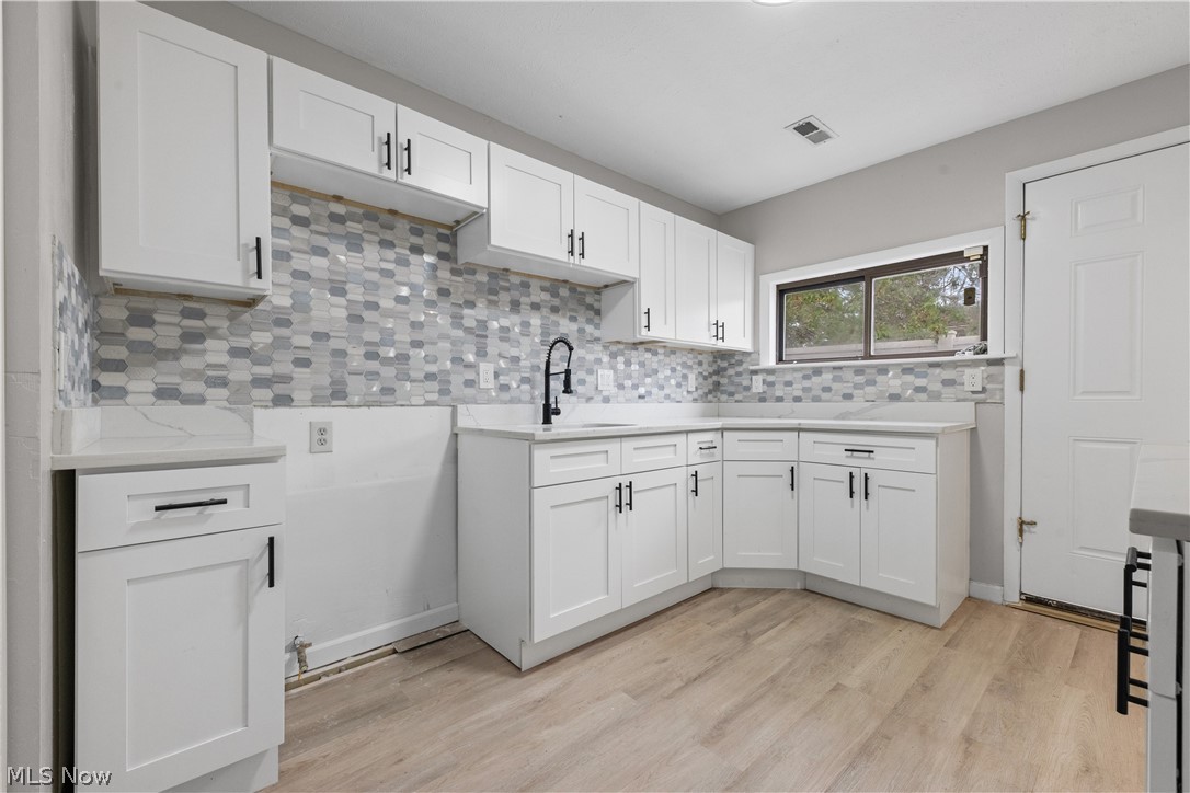 27182 Oriole Avenue Euclid OH 44132