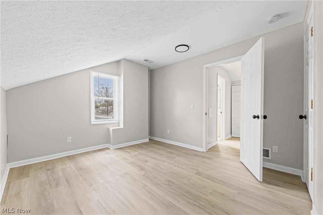 27182 Oriole Avenue Euclid OH 44132