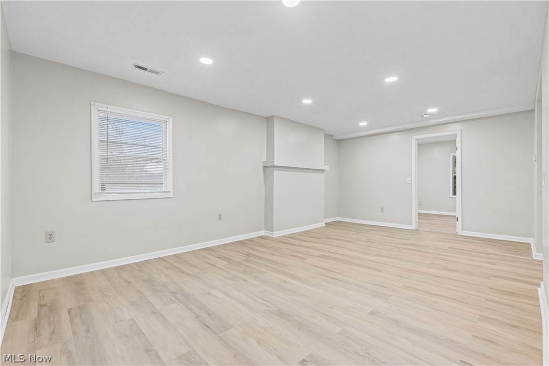 27182 Oriole Avenue Euclid OH 44132