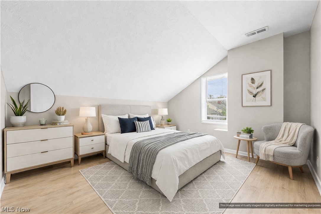 27182 Oriole Avenue Euclid OH 44132