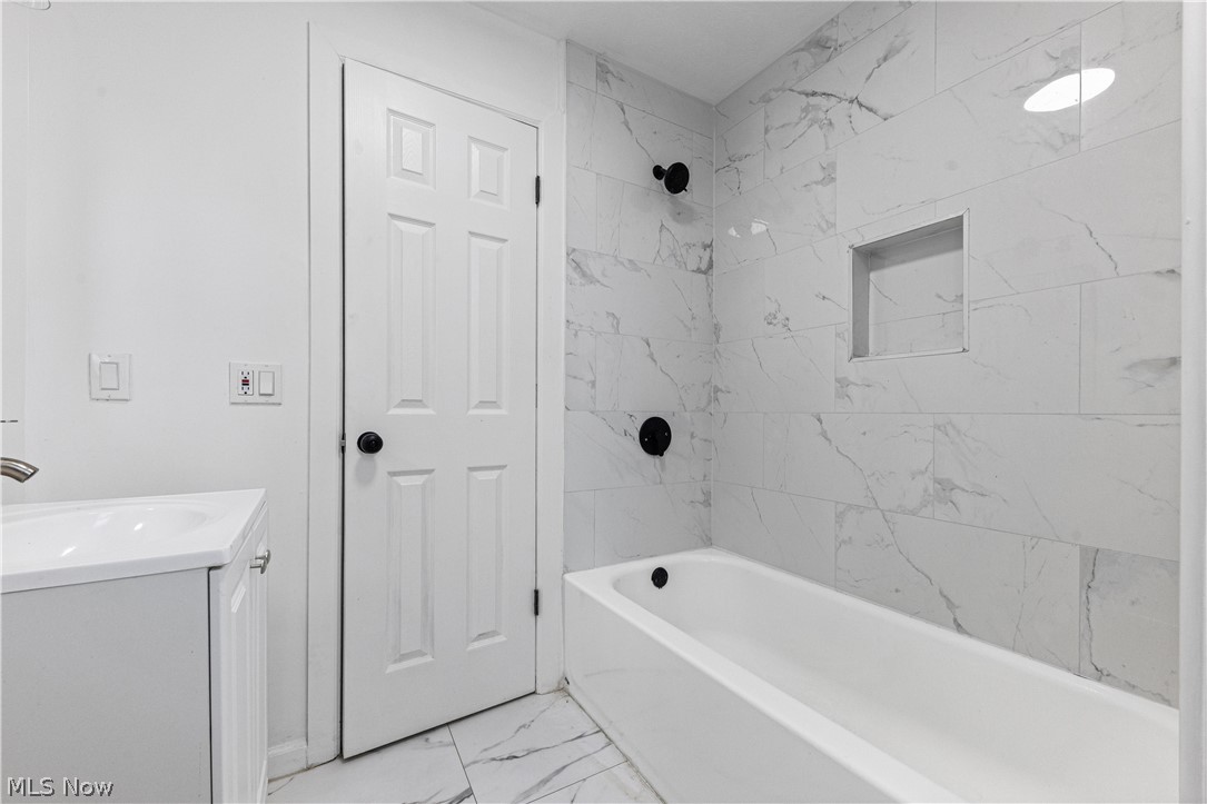 27182 Oriole Avenue Euclid OH 44132
