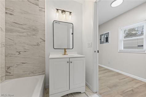 27182 Oriole Avenue Euclid OH 44132