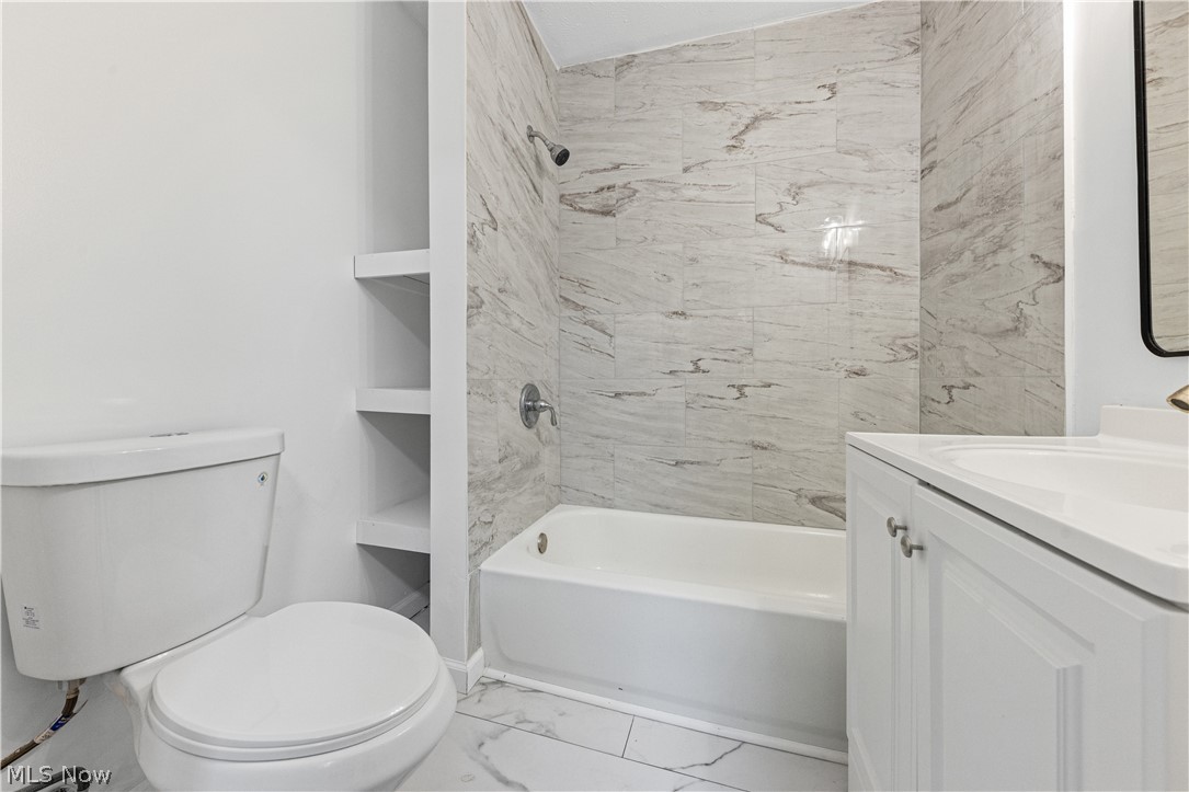 27182 Oriole Avenue Euclid OH 44132