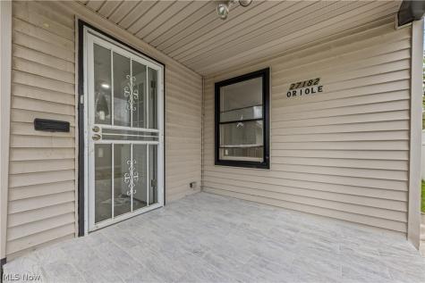 27182 Oriole Avenue Euclid OH 44132