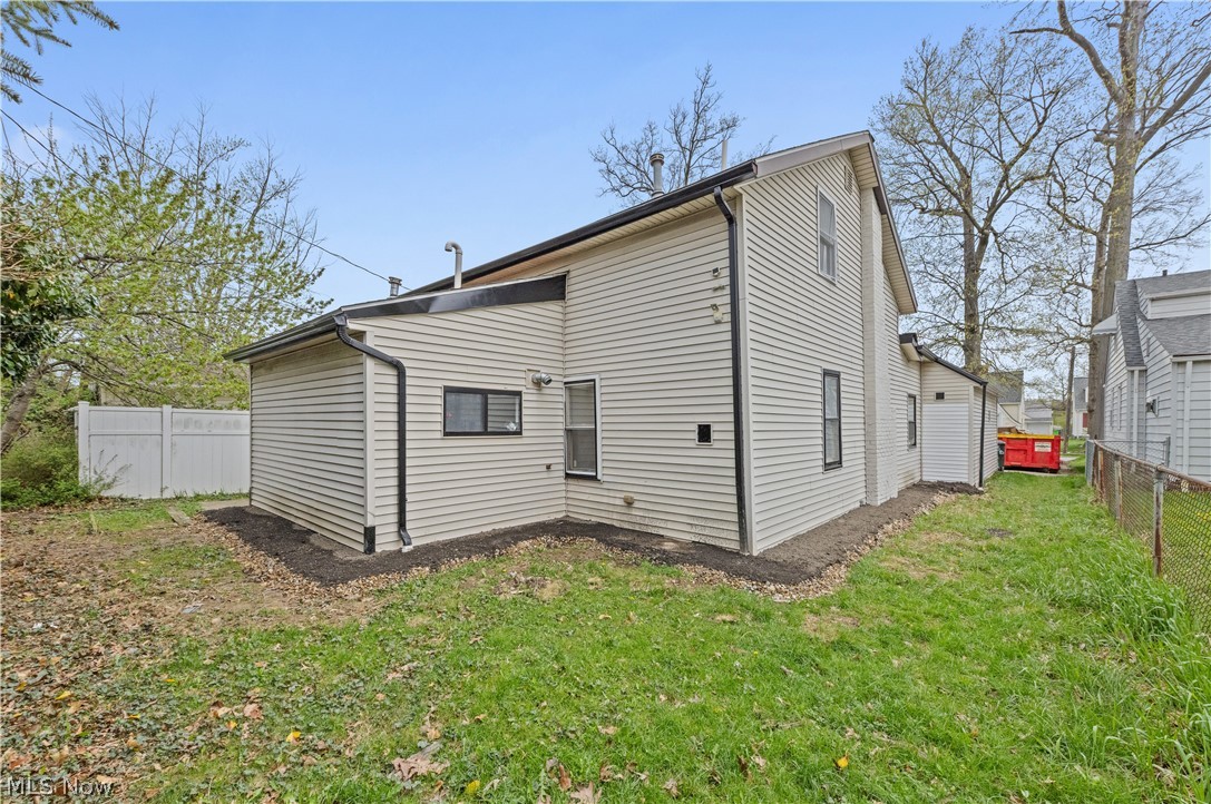 27182 Oriole Avenue Euclid OH 44132