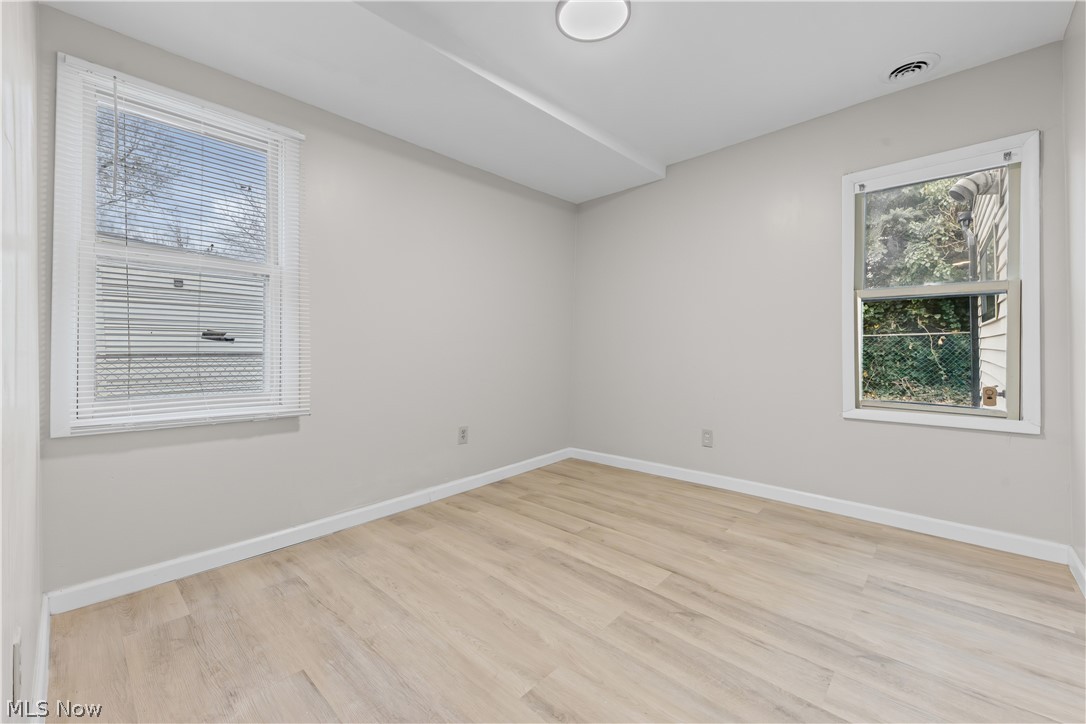 27182 Oriole Avenue Euclid OH 44132