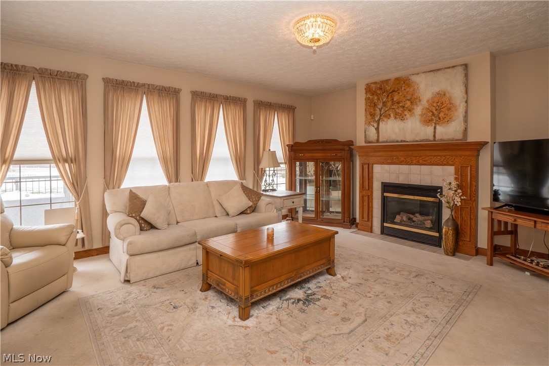 4514 Plain Center Avenue NE Canton OH 44714