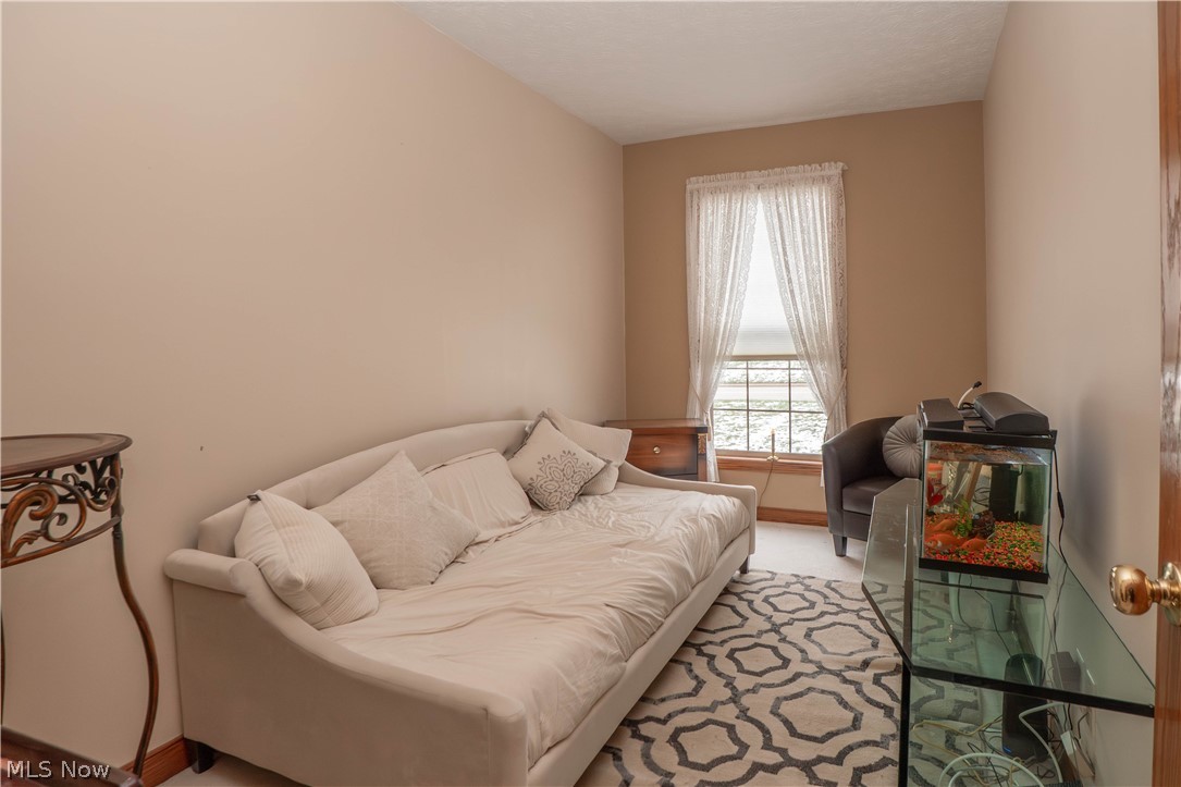 4514 Plain Center Avenue NE Canton OH 44714
