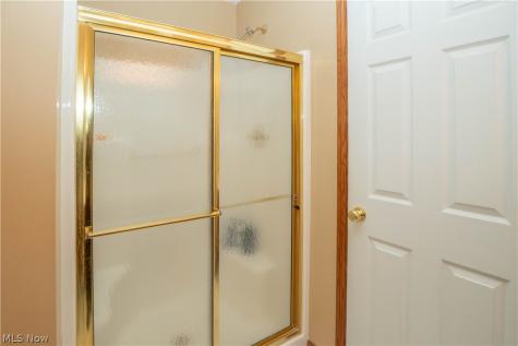 4514 Plain Center Avenue NE Canton OH 44714
