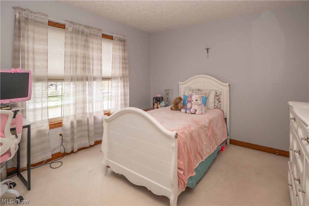 4514 Plain Center Avenue NE Canton OH 44714