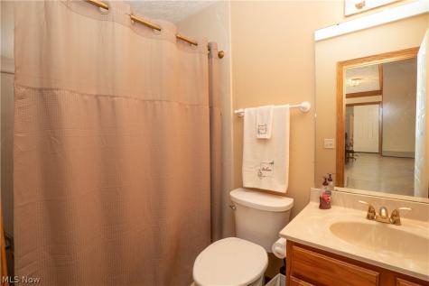 4514 Plain Center Avenue NE Canton OH 44714