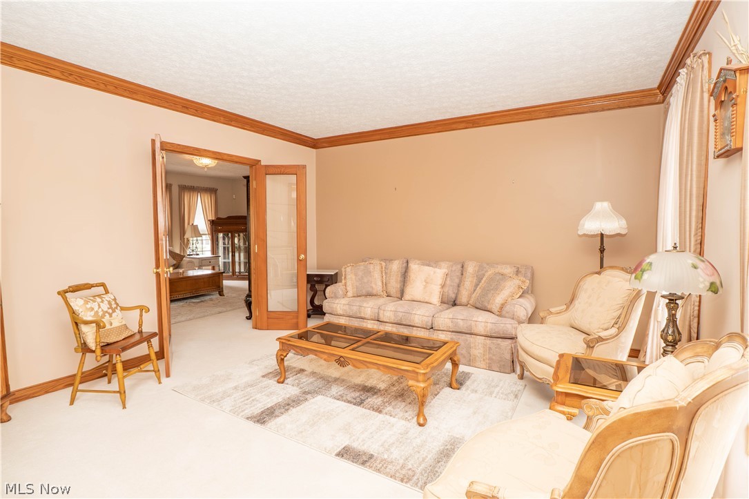 4514 Plain Center Avenue NE Canton OH 44714