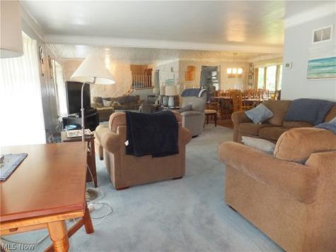 10344 N Church Drive Parma Heights OH 44130