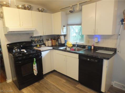 10344 N Church Drive Parma Heights OH 44130