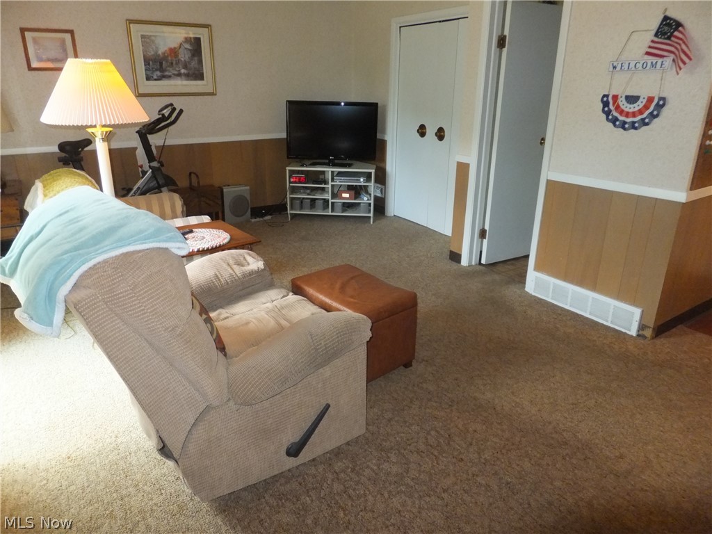 10344 N Church Drive Parma Heights OH 44130