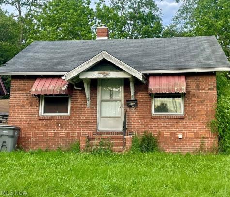1725 Bentley Avenue Youngstown OH 44505
