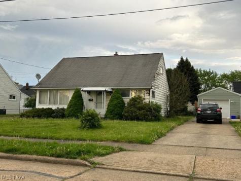 1226 Valleyview Avenue SW Canton OH 44710
