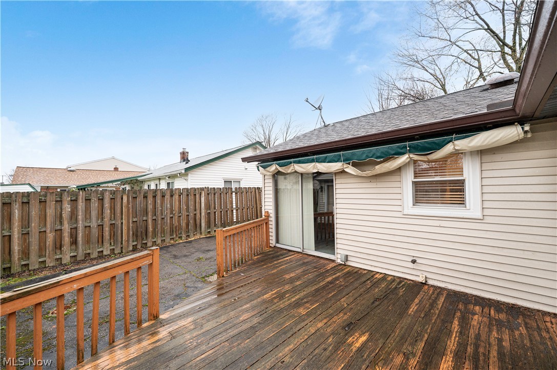 33072 Edward Avenue Eastlake OH 44095