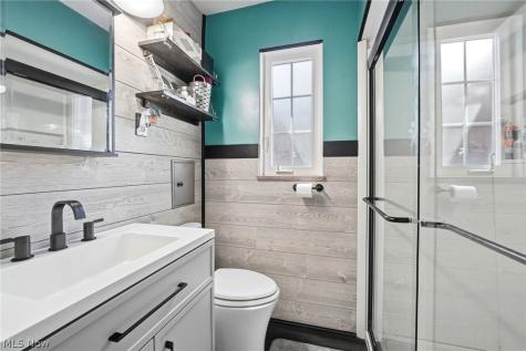 5996 Edgehill Drive Parma Heights OH 44130
