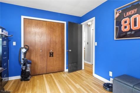 5996 Edgehill Drive Parma Heights OH 44130