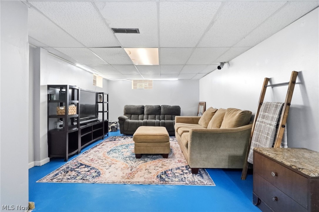 5996 Edgehill Drive Parma Heights OH 44130