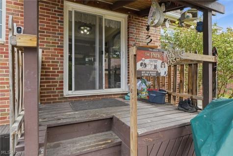 5996 Edgehill Drive Parma Heights OH 44130