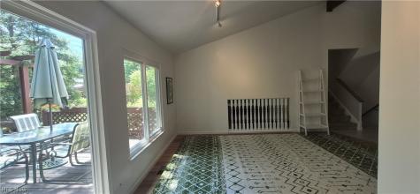 26091 Redwood Drive Olmsted Falls OH 44138