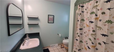 26091 Redwood Drive Olmsted Falls OH 44138