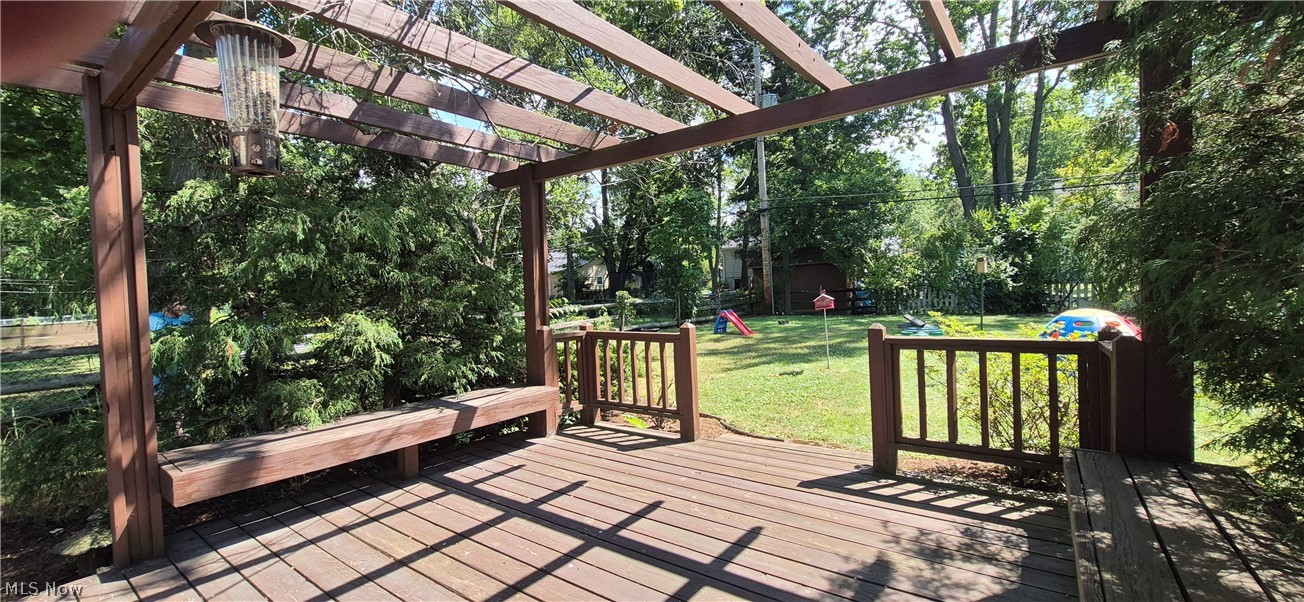 26091 Redwood Drive Olmsted Falls OH 44138