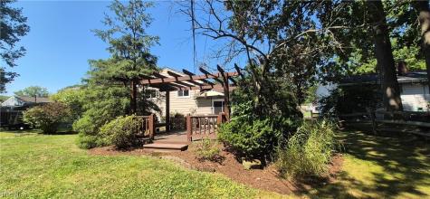 26091 Redwood Drive Olmsted Falls OH 44138