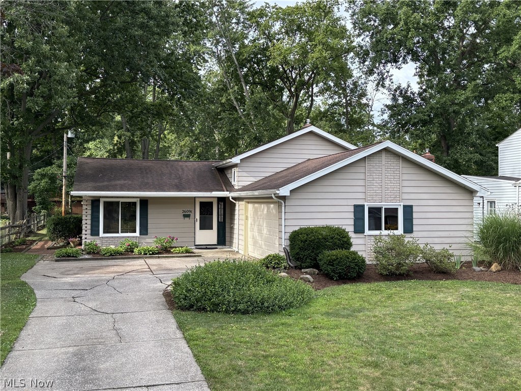 26091 Redwood Drive Olmsted Falls OH 44138