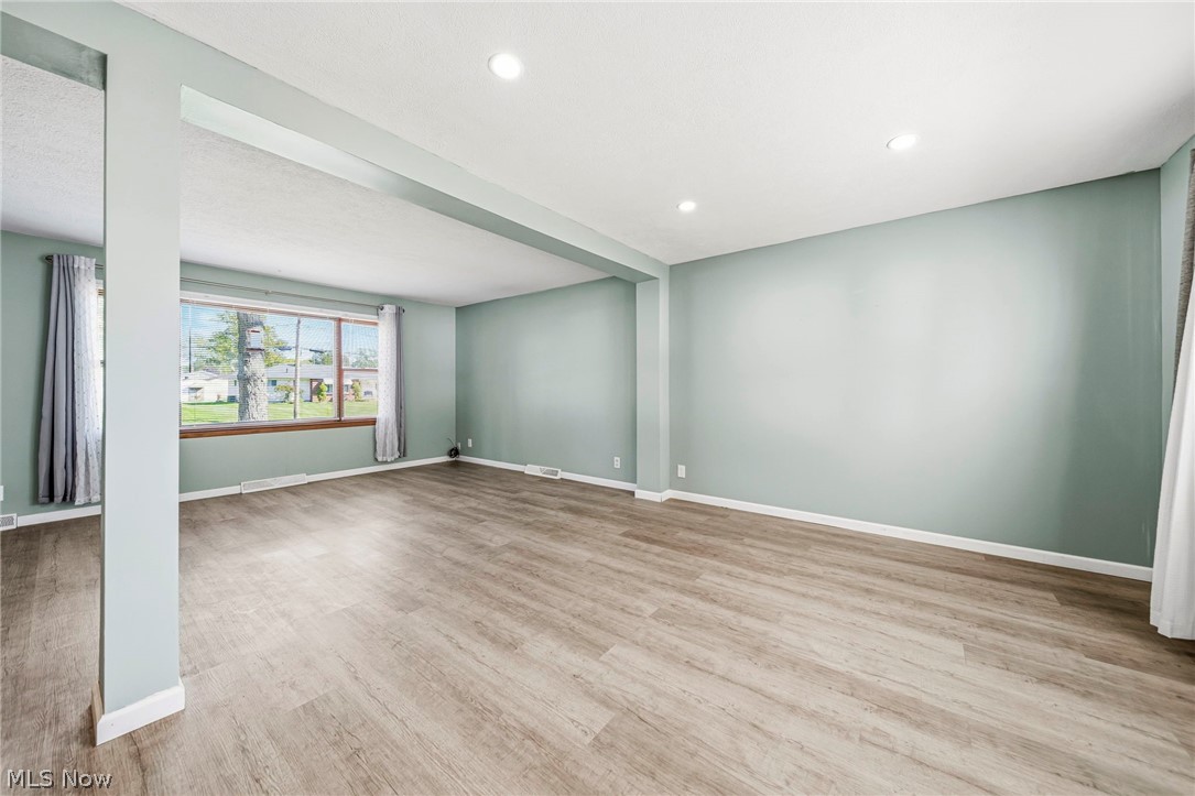 1209 Union Avenue Ashtabula OH 44004