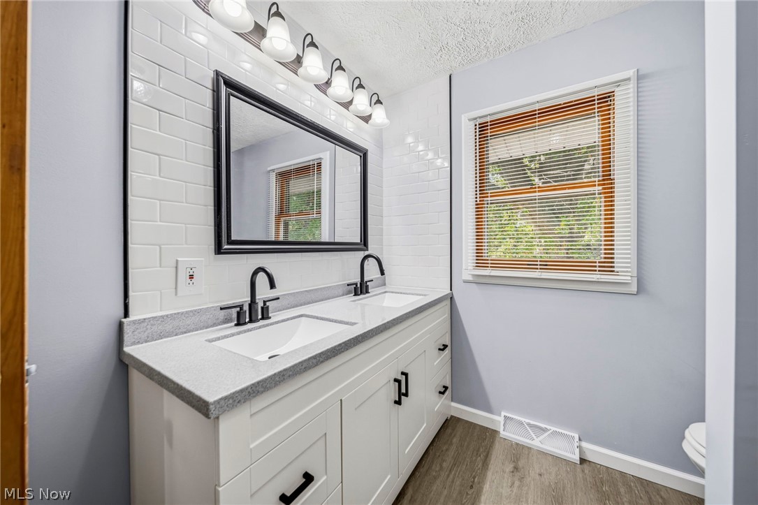 1209 Union Avenue Ashtabula OH 44004