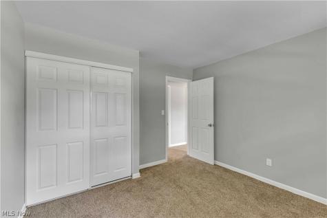2703 Crehore Street Lorain OH 44052