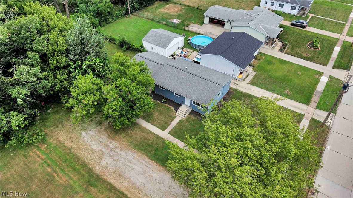 2703 Crehore Street Lorain OH 44052