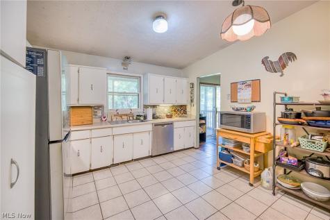 321 Perry Road Tallmadge OH 44278