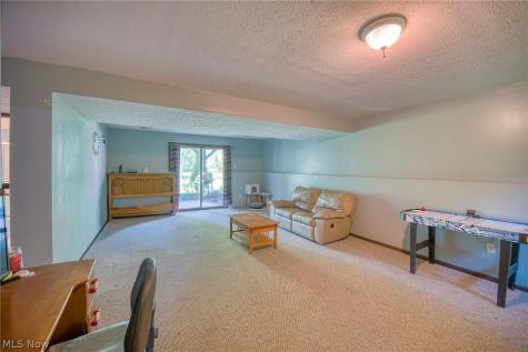 321 Perry Road Tallmadge OH 44278