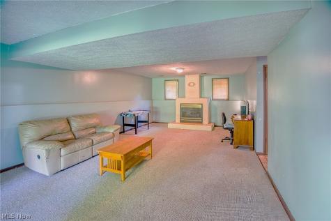 321 Perry Road Tallmadge OH 44278