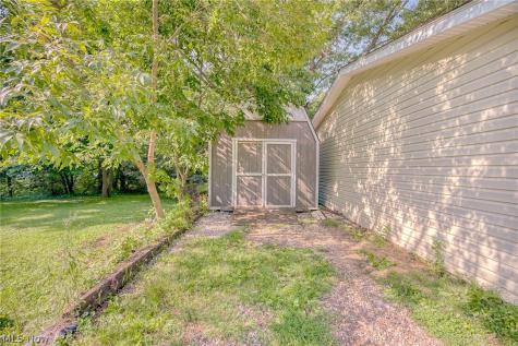 321 Perry Road Tallmadge OH 44278