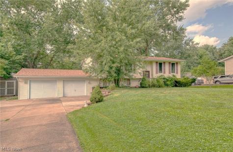 321 Perry Road Tallmadge OH 44278