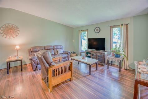 321 Perry Road Tallmadge OH 44278
