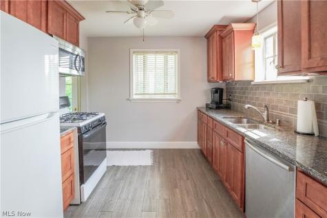 312 32nd Street NW Canton OH 44709